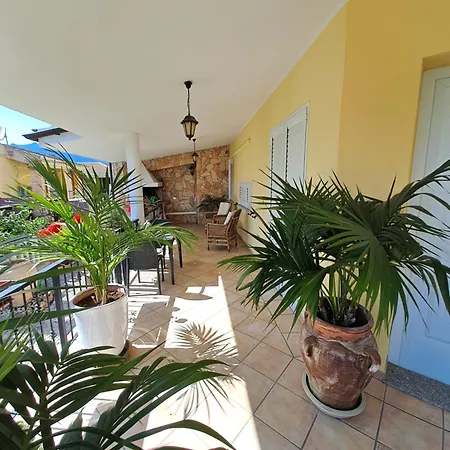 Alice Bed & Breakfast 3*